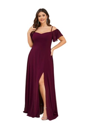 Bridesmaids gown style ES00237. An A-line silhouette gown, shallow v-neckline, with adjustable straps, center back zip and front spilt. Made in chiffon.